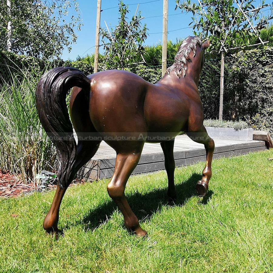 horse figurines for sale