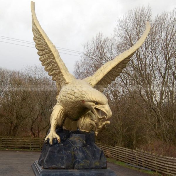 golden eagle figure