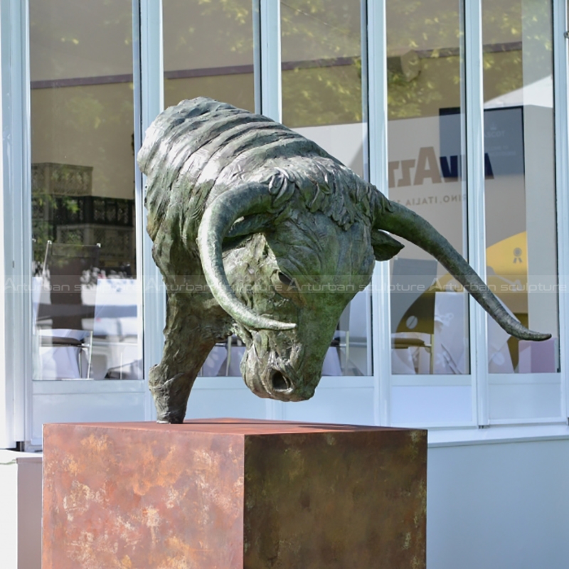 bull head statue