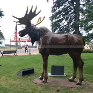 moose garden statue