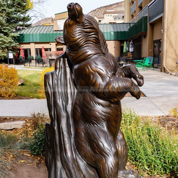 bear statue outdoor