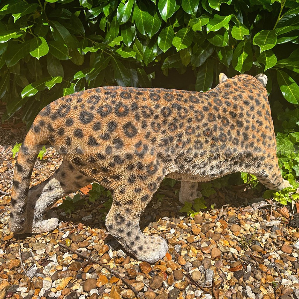 leopard garden statue