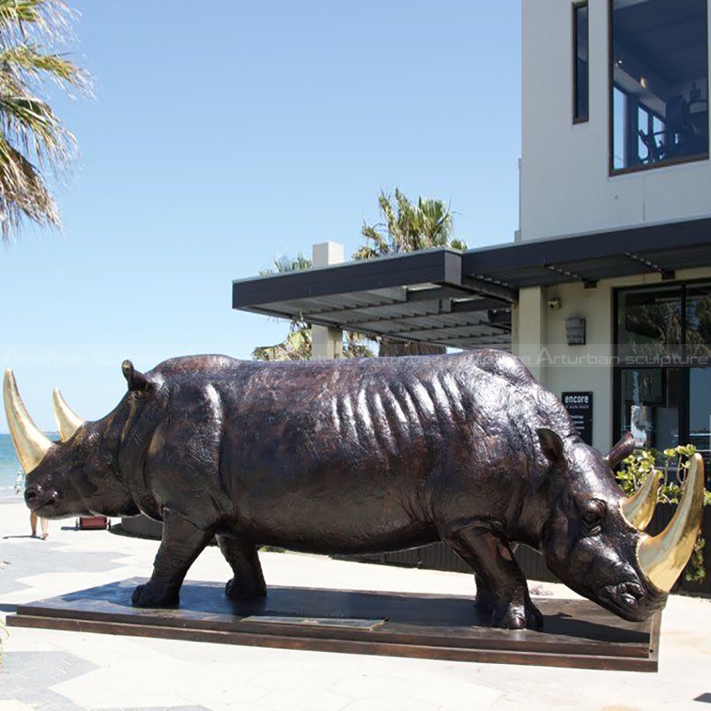 white rhino statue