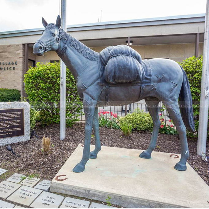 war horse figurine