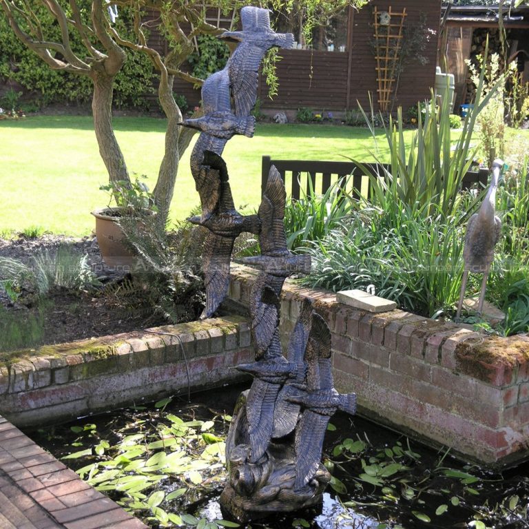 Messing-Möwenskulptur