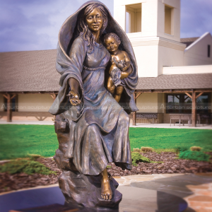 mary and child statue