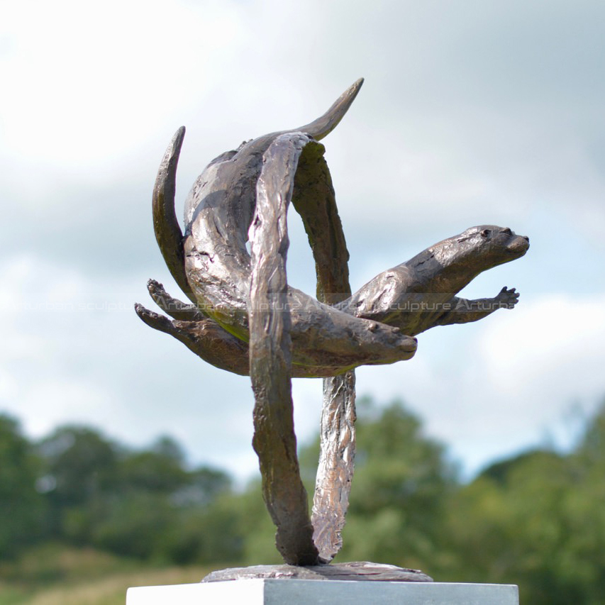 sea otter garden statue