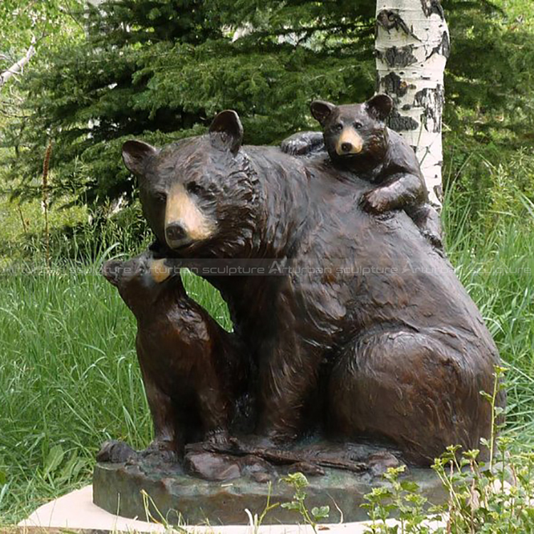 bear hugs sculpture