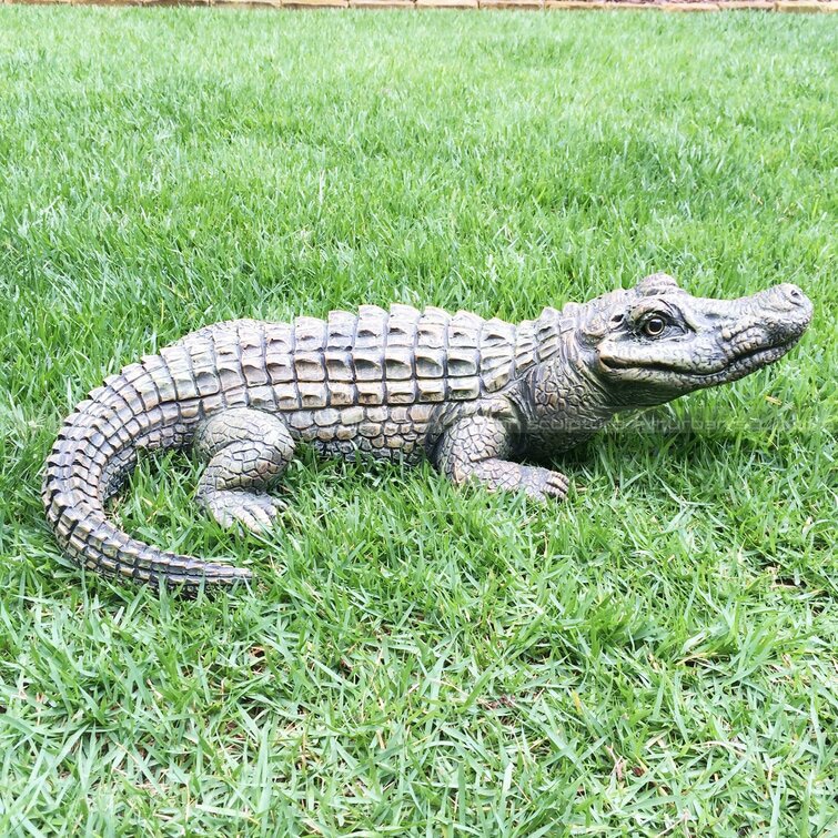 alligator yard ornament