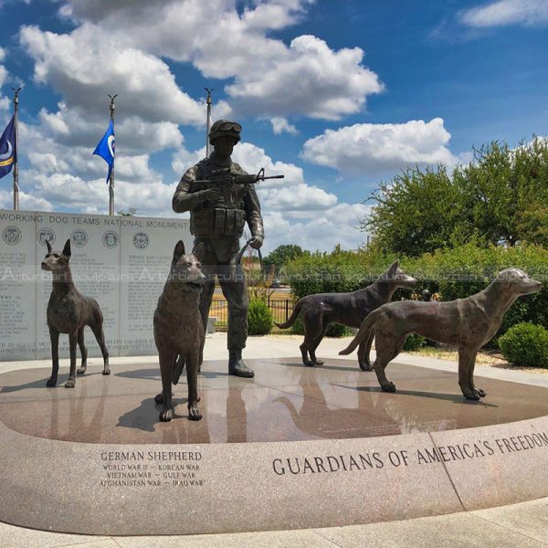 dog statue memorial