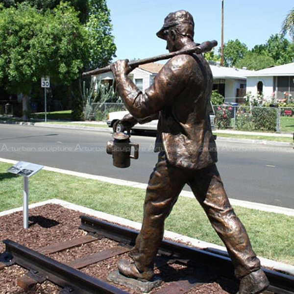 track walker statue