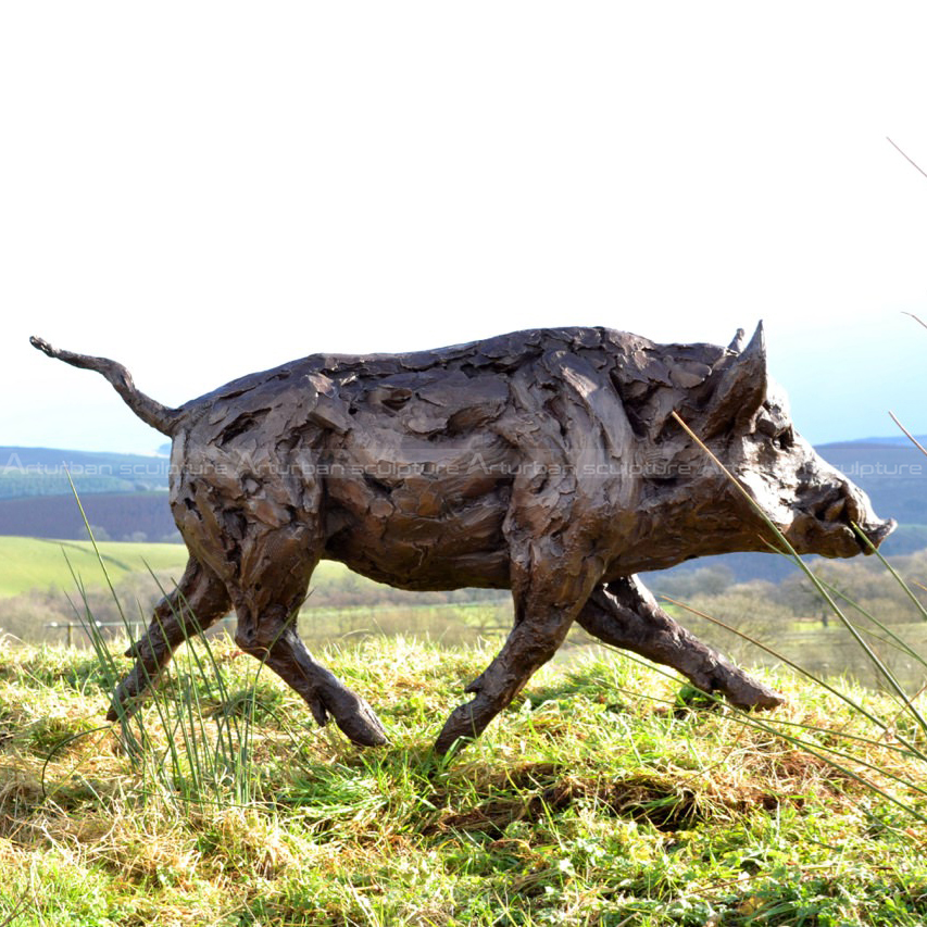 wild boars sculpture