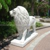 white lion sculpture