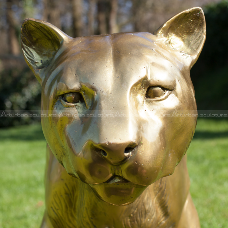 cougar garden statue