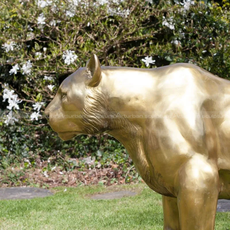 cougar garden statue