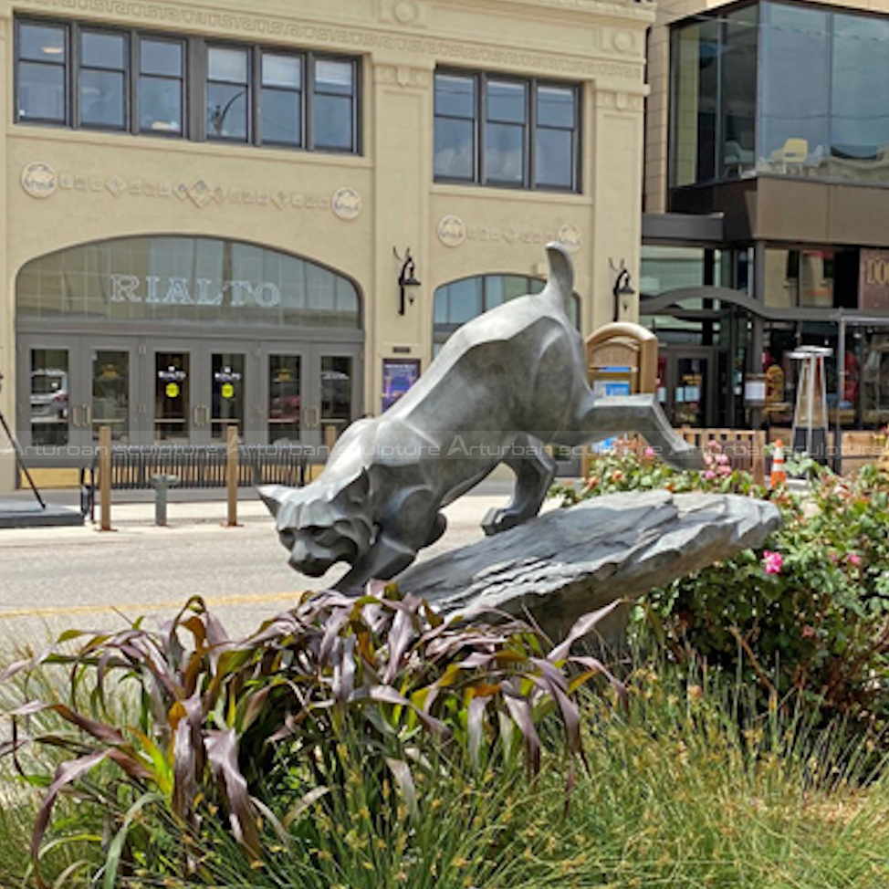 bronze bobcat sculpture