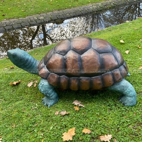 bronze turtle fountain