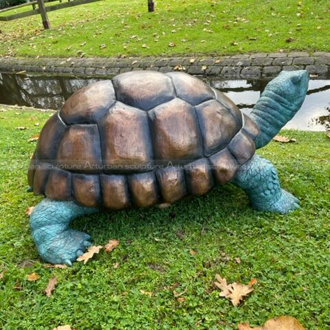 bronze turtle fountain