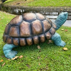 bronze turtle fountain