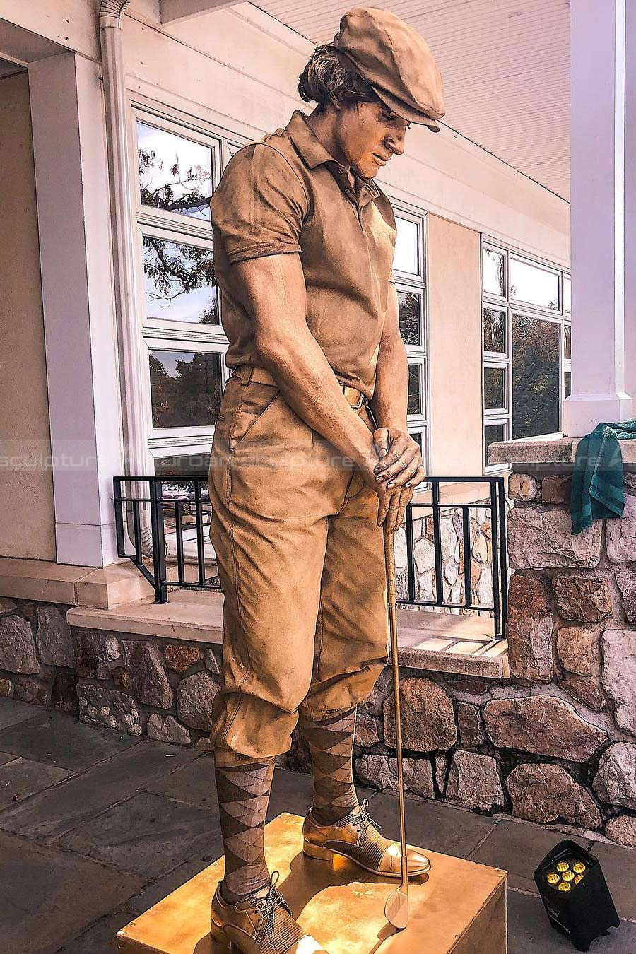 bronze golf statues outdoor