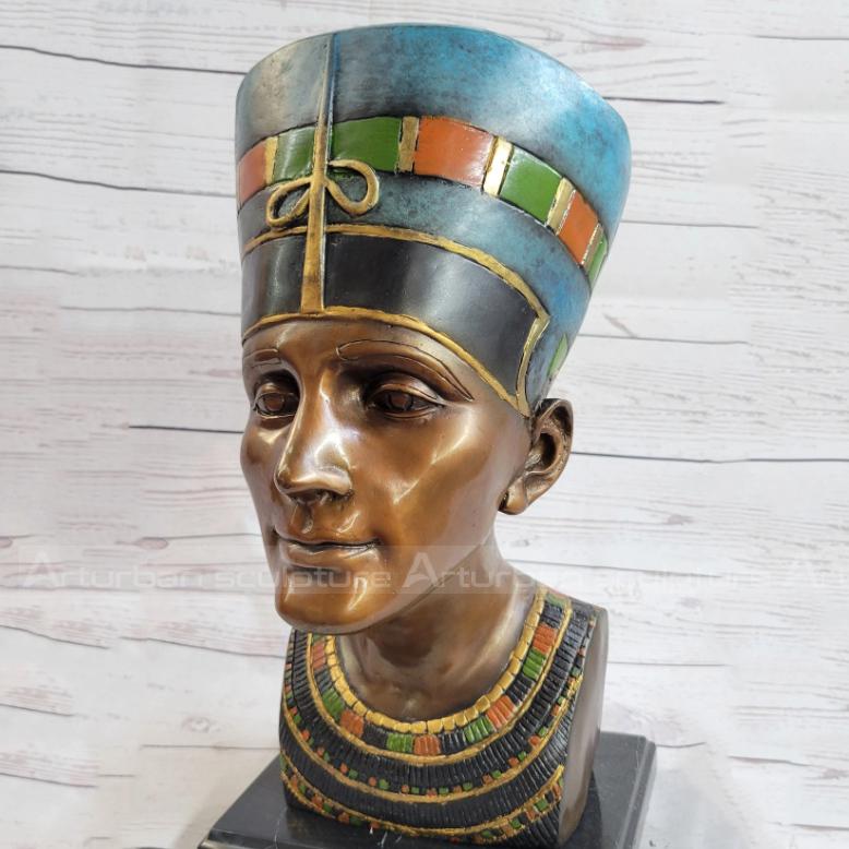 egyptian queen nefertiti bust