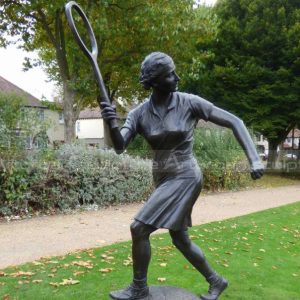 badminton player sculpture