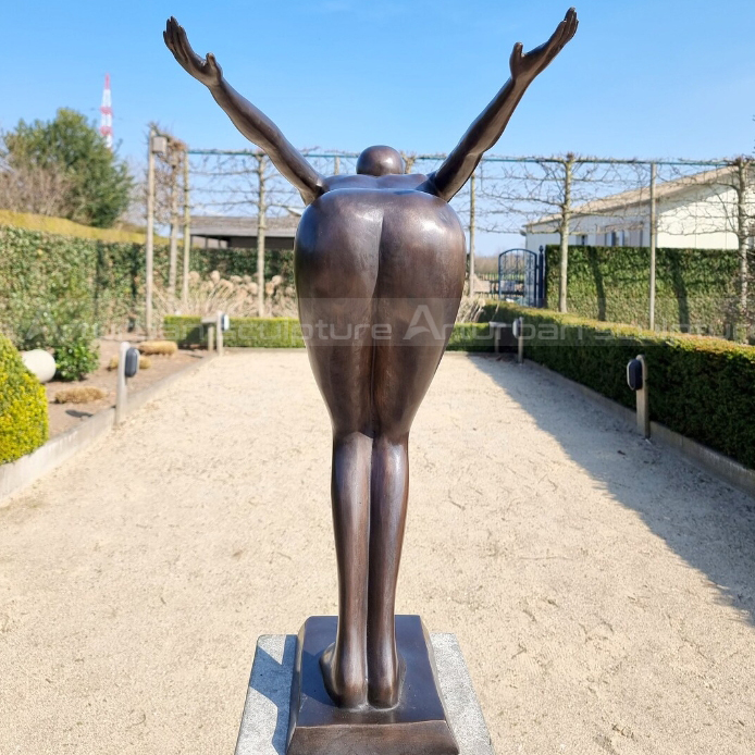 diving athlete sculpture