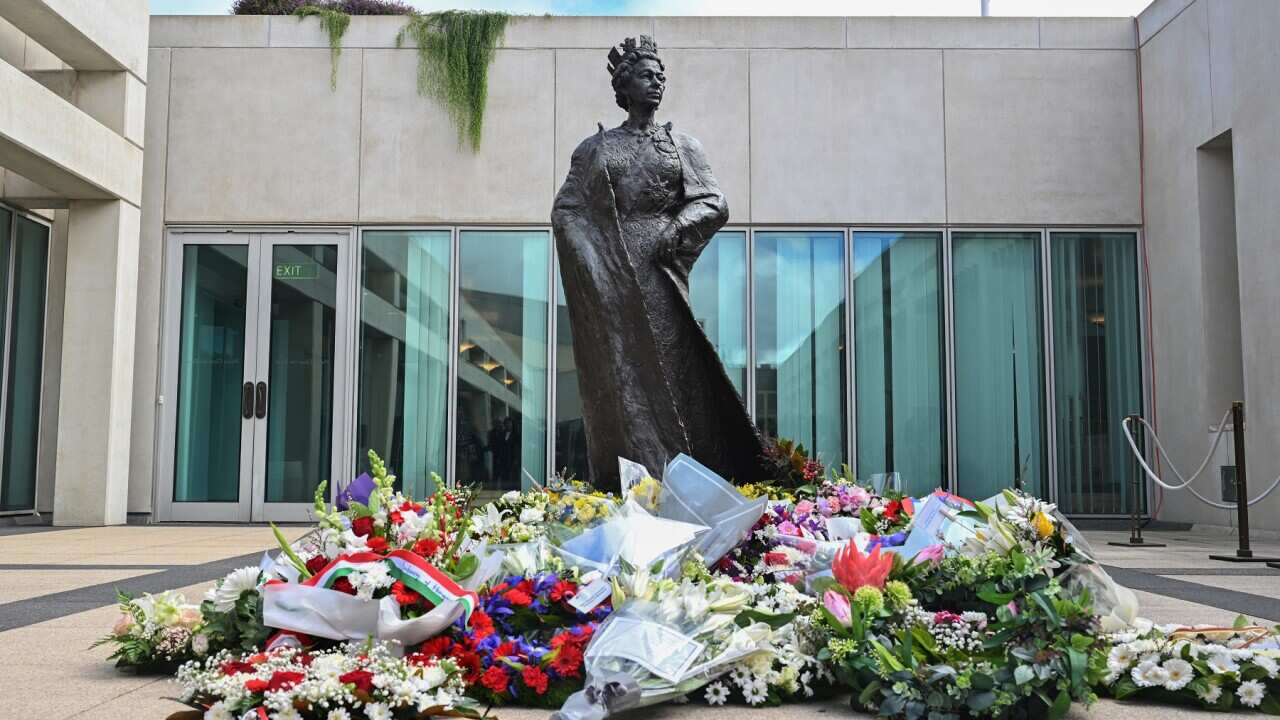 Elizabeth II Sculpture on the first floor tract of the Australian Parliament Buildings