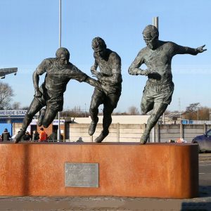 famous football statues