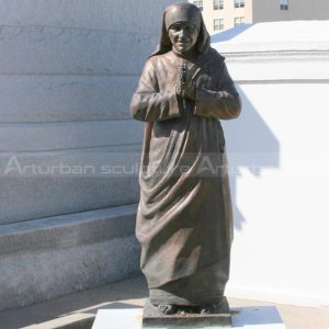 mother teresa garden statue