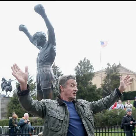 rocky balboa statue