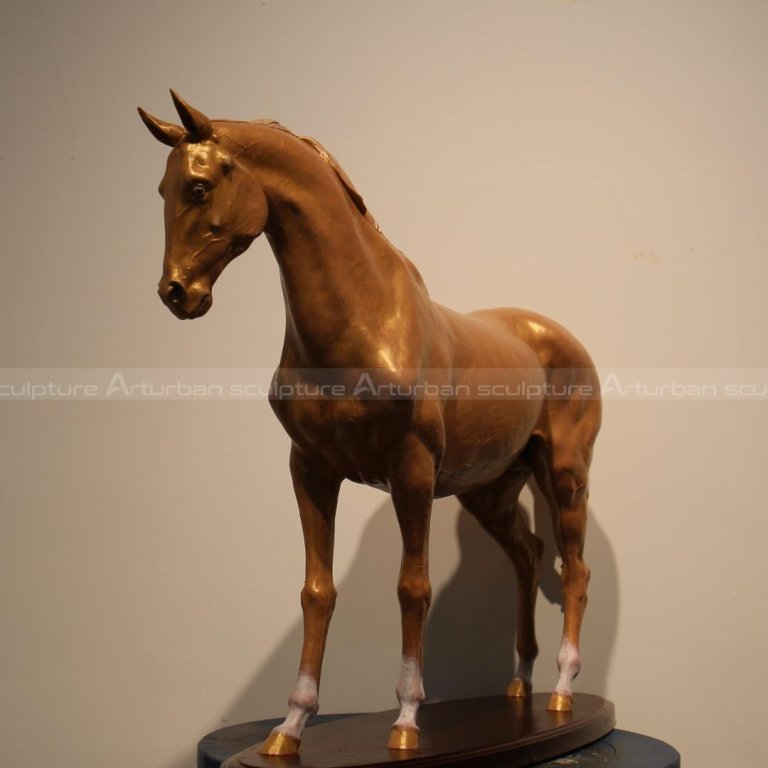 statue de cheval en cuivre