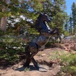 estátua de cavalo de bronze para jardim