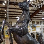 escultura de cavalo de metal para jardim