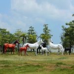 نحت حصان أبيض