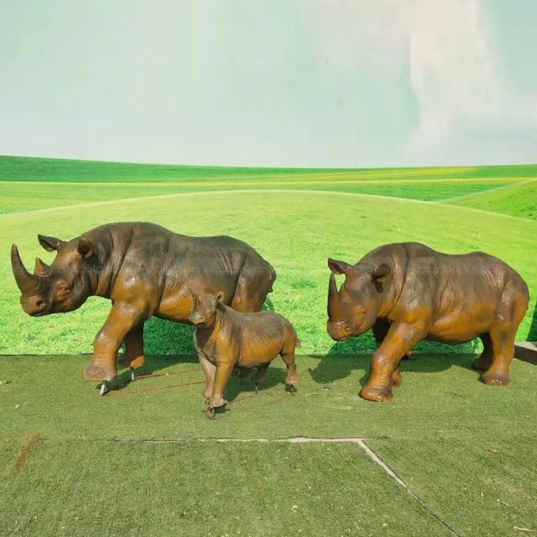 ornement de rhinocéros