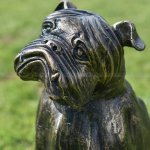 Estatua de Bulldog Inglés para Exteriores
