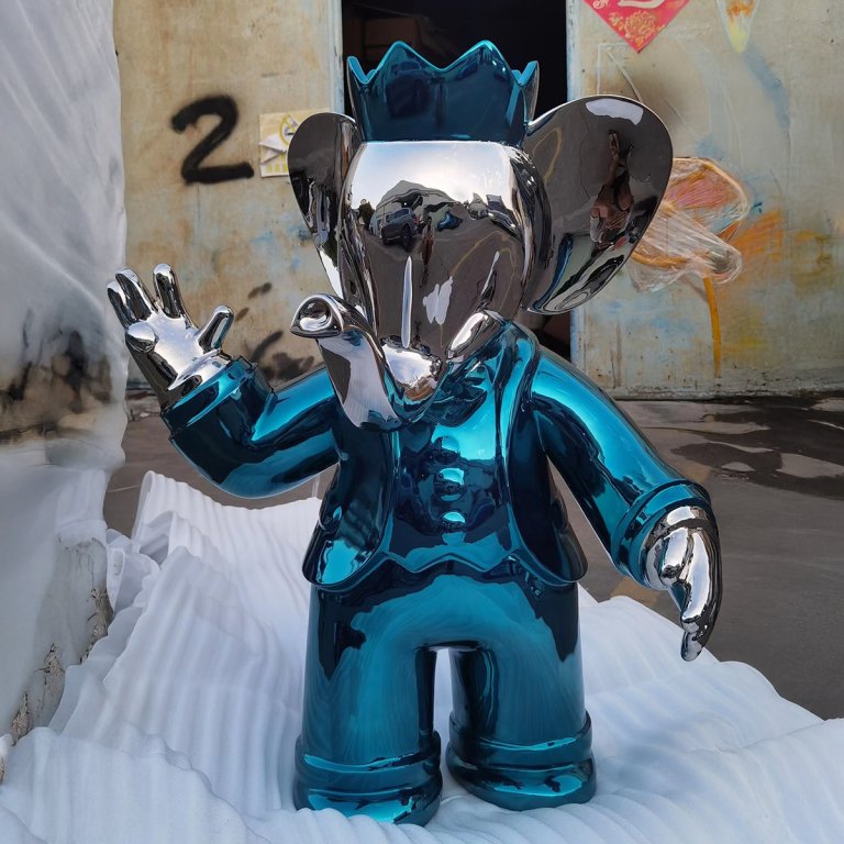 Vincent Faudemer Statue