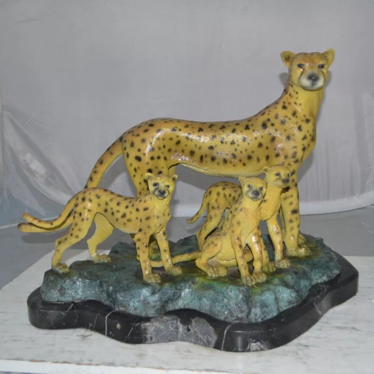 Großes Geparden-Ornament