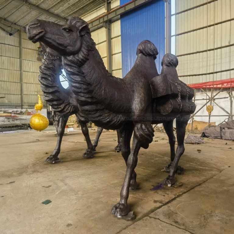 Statue de Chameau en Bronze avec des bosses détaillées