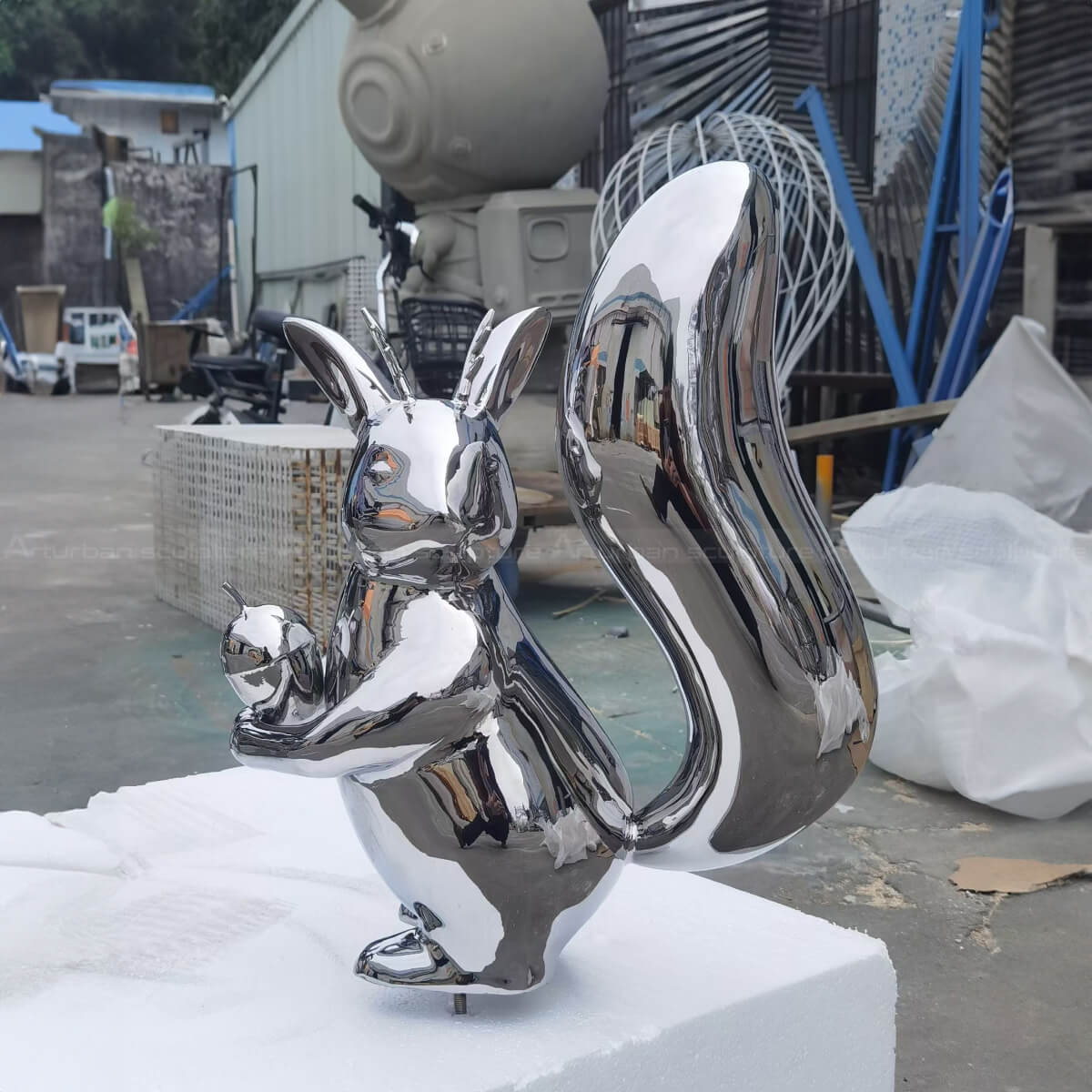 stainless steel Squirrel Yard Statue