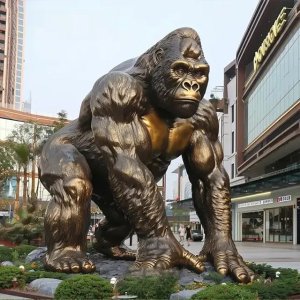 bronze standing Giant Gorilla Garden Ornament statue