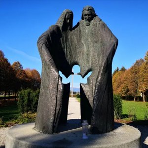 Large Holy Family Statue depicting Mary and Joseph in bronze