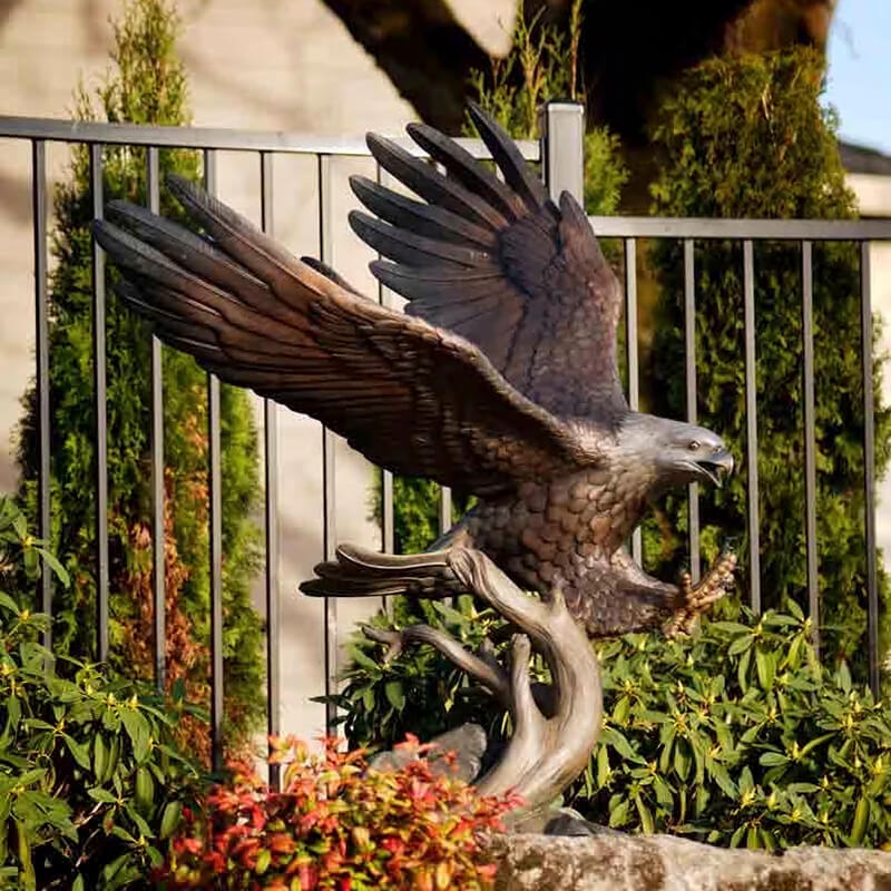 Detailed Bald Eagle Outdoor Décor bronze statue with open wings and fierce gaze