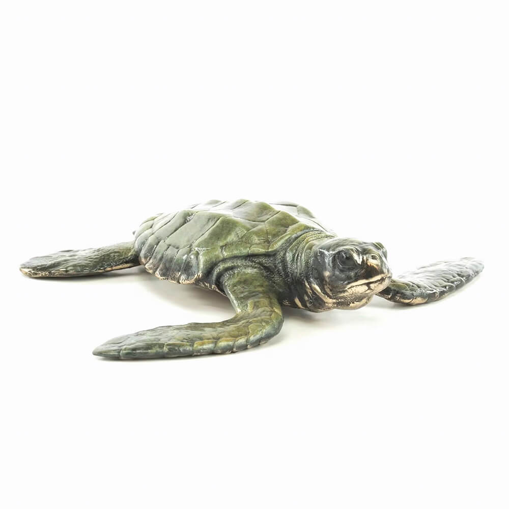 Sea Turtle Sculpture Outdoor depicting a green sea turtle crawling