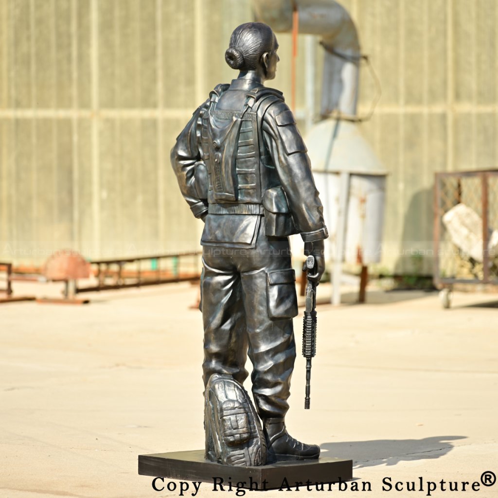 9-bronze Female Soldier Statue with detailed gear