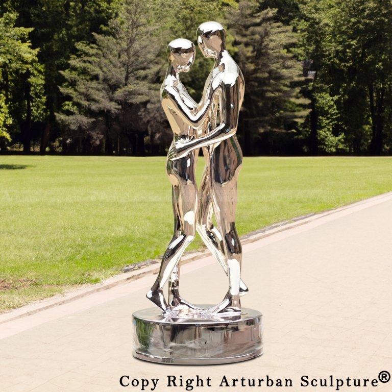 Mirror-polished stainless steel Couple Embracing Statue