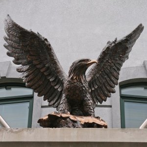 Bronze Eagle Statue for Yard with wings spread